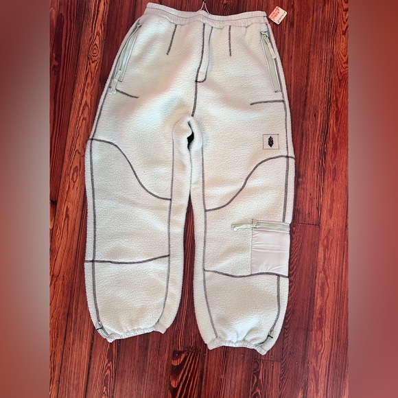 FP Movement by Free People- Hit The Slopes Pants- Glacial Mist - Picture 8 of 12